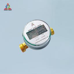 Каков принцип работы одноструйного водомера и как он измеряет расход воды?